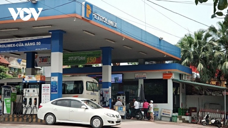 Petrol prices continue to drop